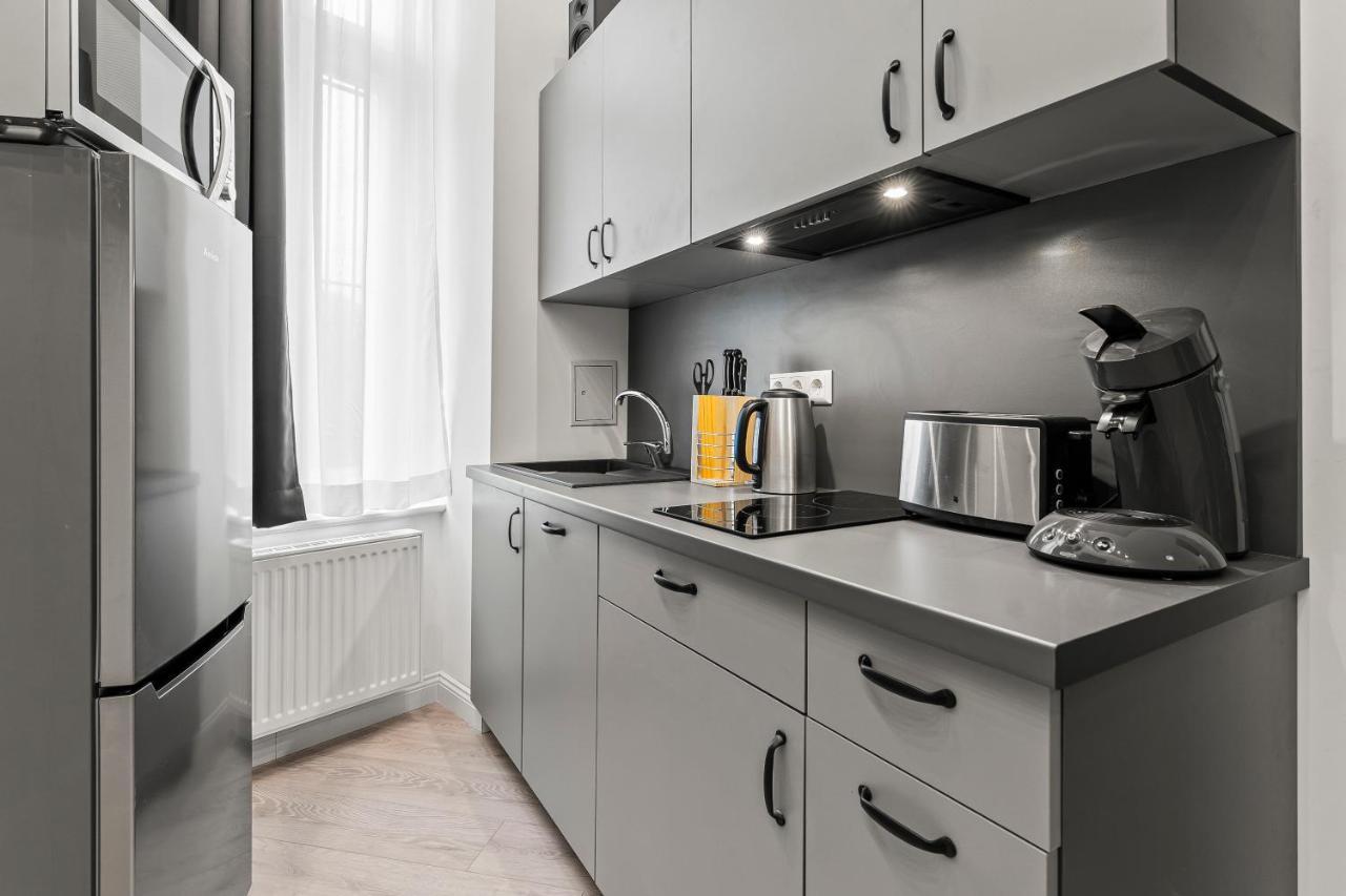 The Mierendorf Hinterhaus, 2 Bed Rooms Up To 4 People Берлин Экстерьер фото