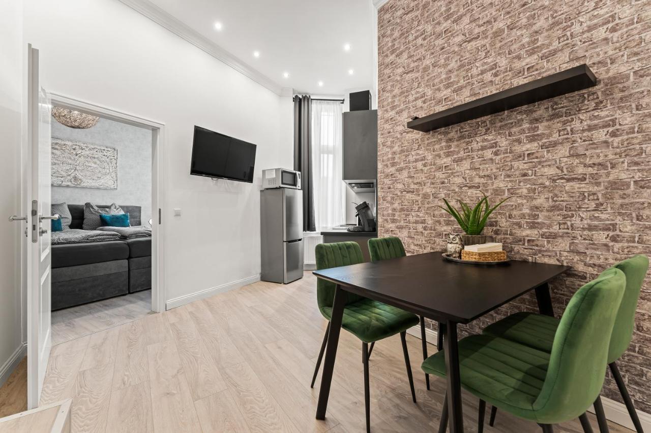 The Mierendorf Hinterhaus, 2 Bed Rooms Up To 4 People Берлин Экстерьер фото